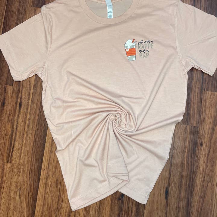 Chemise imprimée à poche I Want A Frappe & A Nap pour la vente par Paisley Pineapple Creations