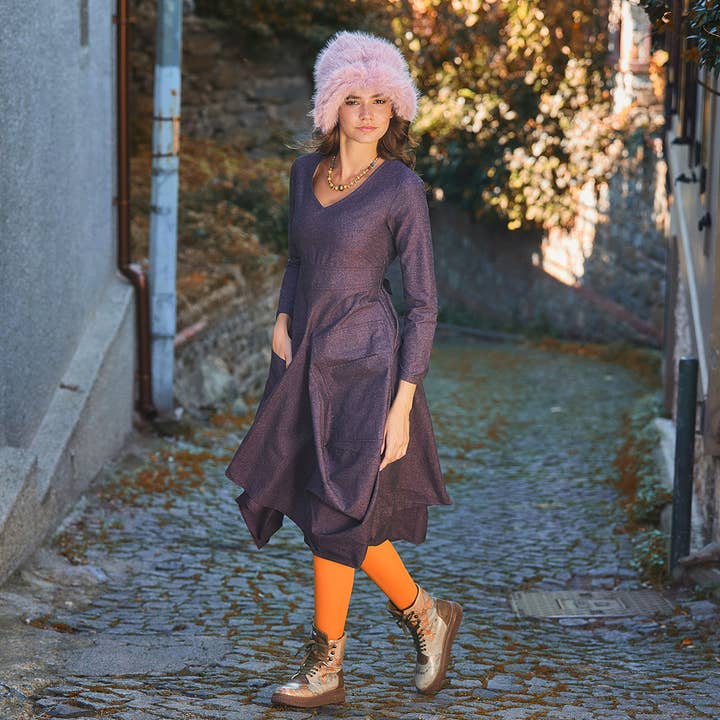 Boho Big Pockets Tie Waist V Neckline Lilac Dress for wholesale by Los Banditos