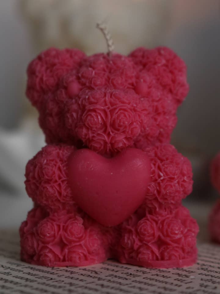 Mini rozenbeer kaars voor wholesale door Mae Fleur