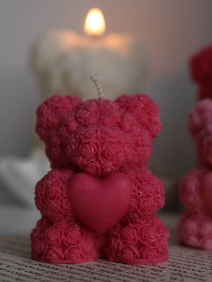 Mini Rose bear candle for wholesale by Mae Fleur