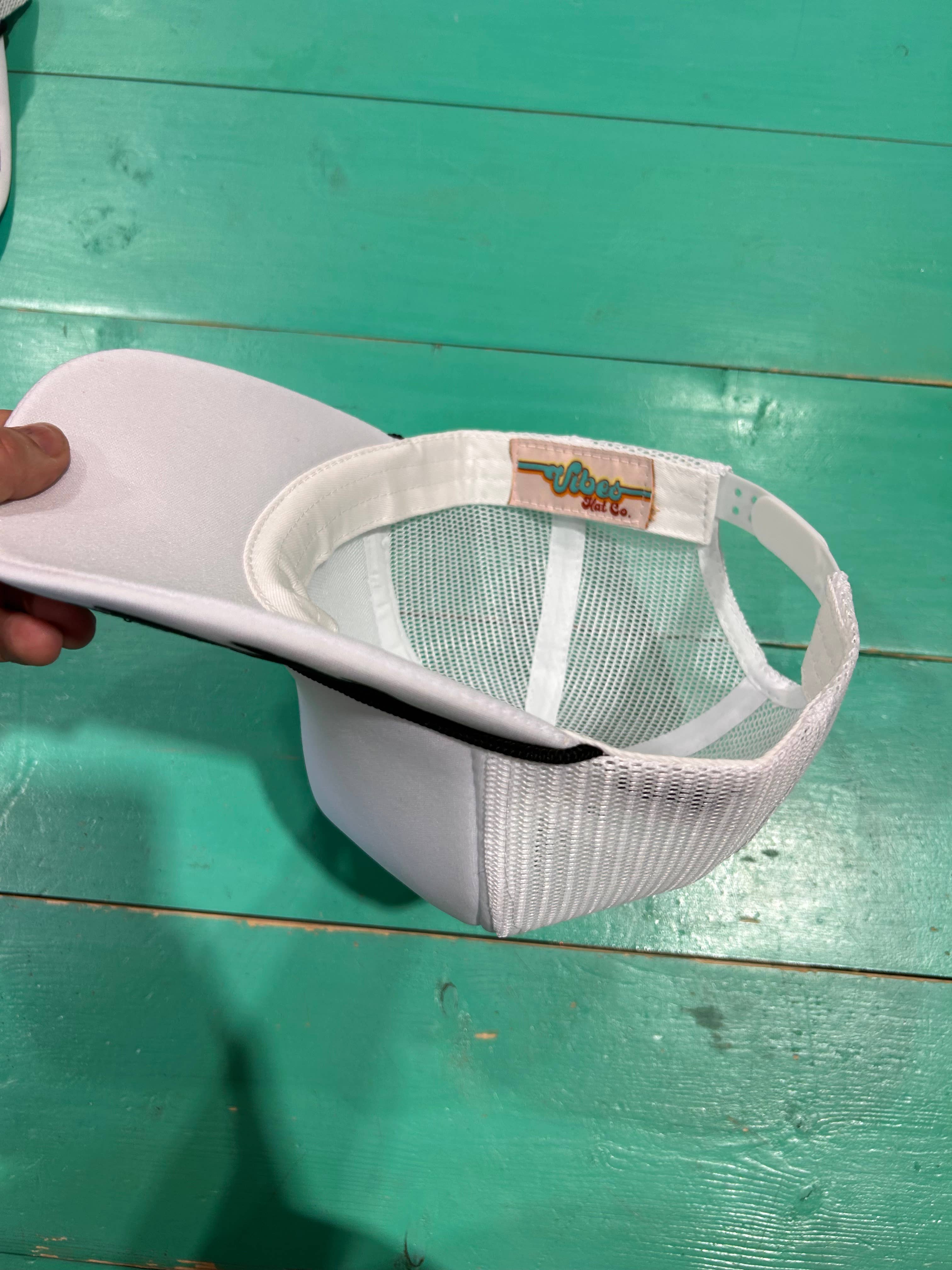 Vibes Hat Company - Vendita all'ingrosso Cappellino  da camionista - Unisex - Vibes White Captain Foam Trucker | Cappello Bar | Cappelli Bianchi3