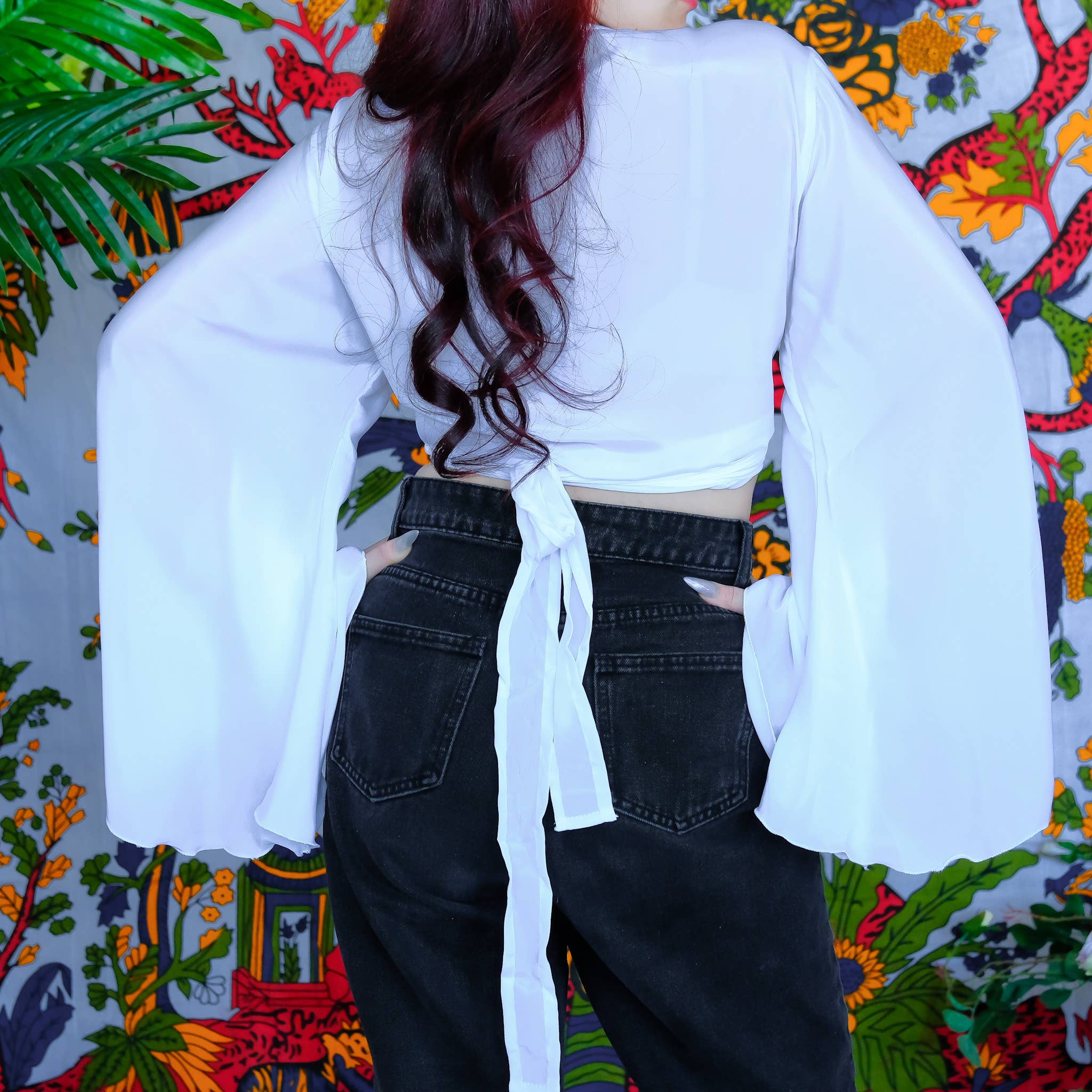 Karma Nepal Crafts - Vendita all'ingrosso Camicetta - Donna - Top avvolgente in seta tinta unita3