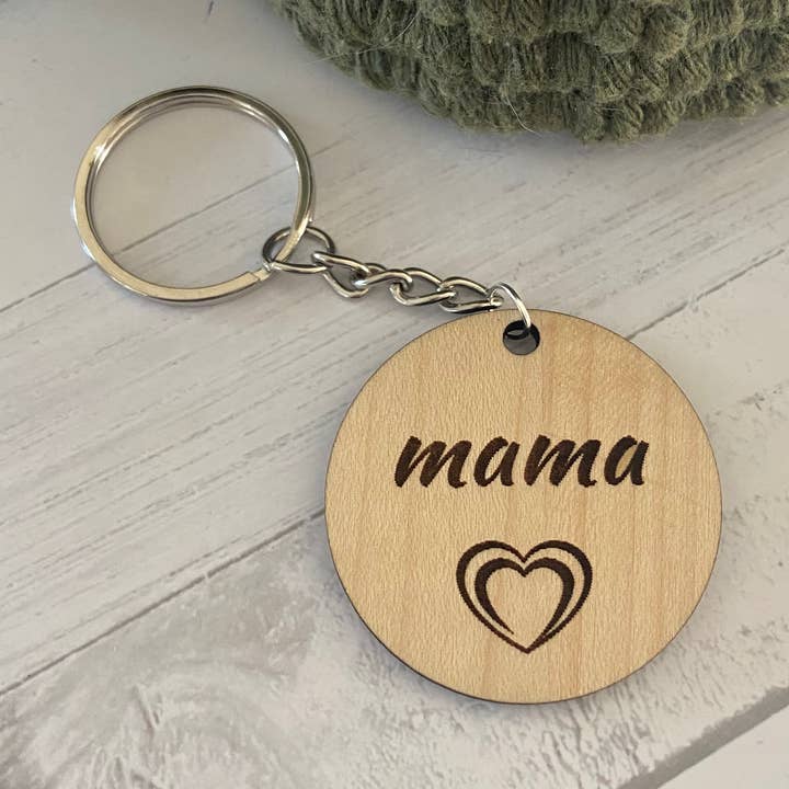 Porte-clés en bois - mama pour la vente par Chickadee Creations