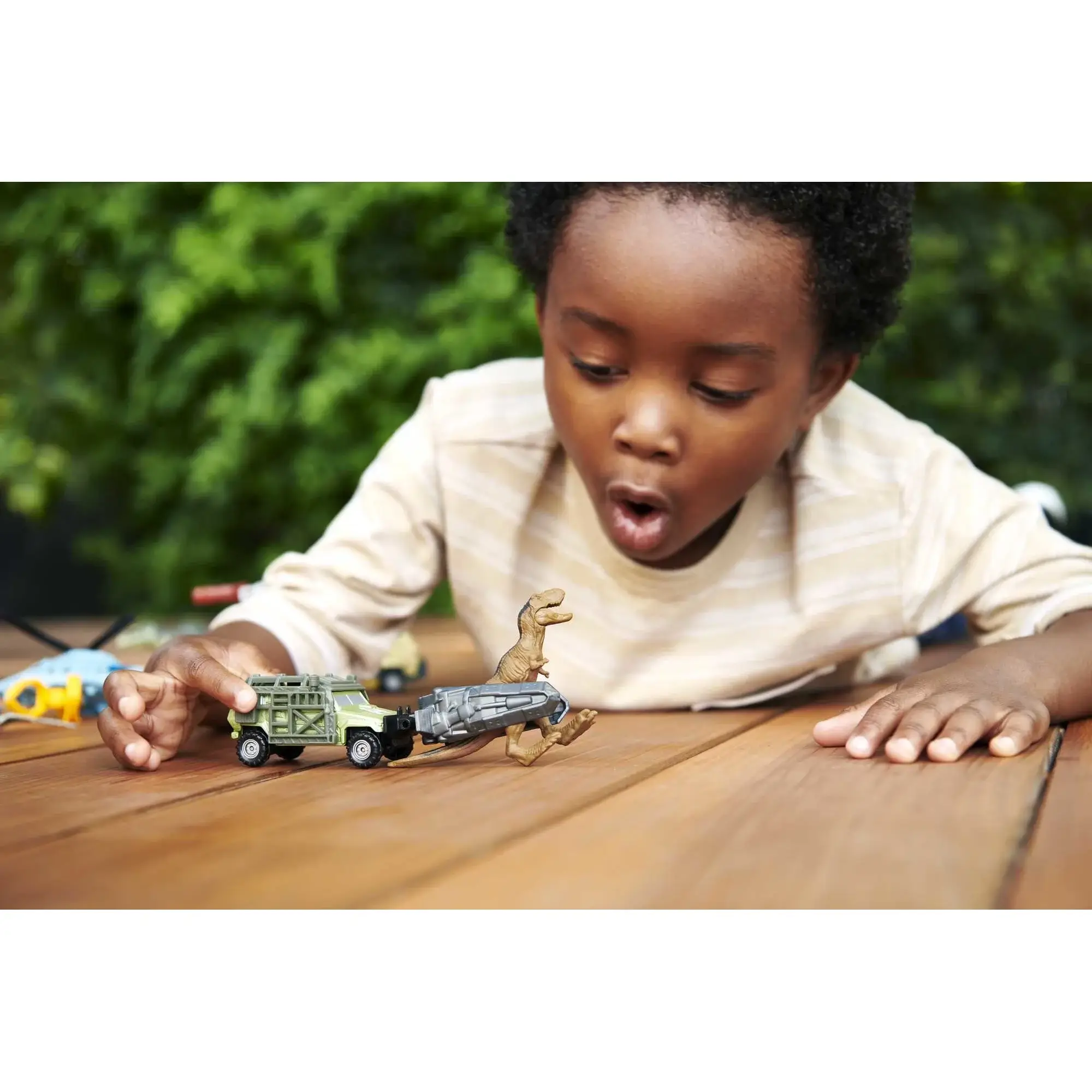 Variety Distributors - Wholesale Toy Set - Kids - Matchbox Jurassic World Dino Transport Vehicle Sets Assorted2