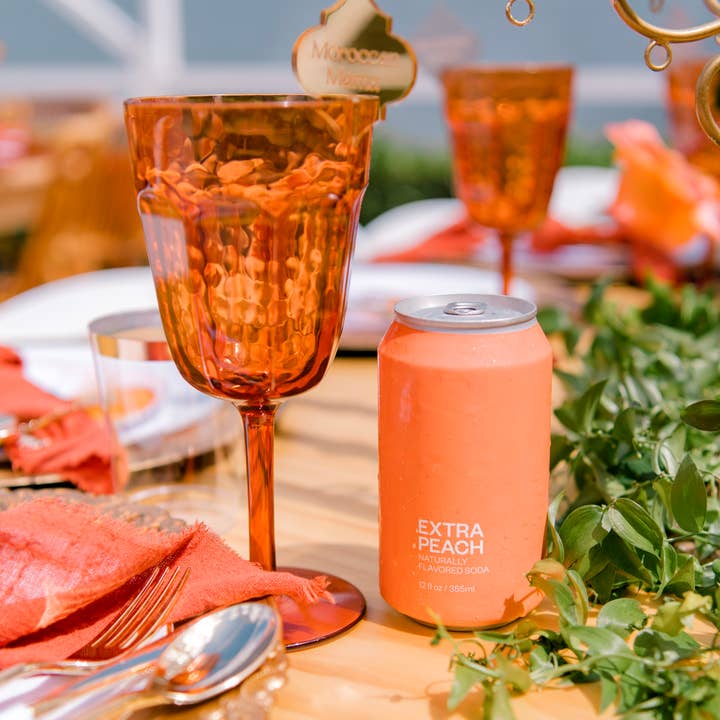 United Sodas - Wholesale Soda/Carbonated Drink - Naturally Flavored Soda - Extra Peach 4