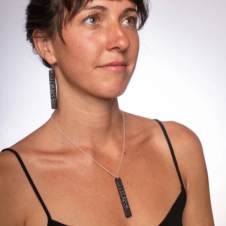 StoneArrow Jewellery - Wholesale Dangle earrings - Upcycled Glass Rātā Vine Drop Earrings6