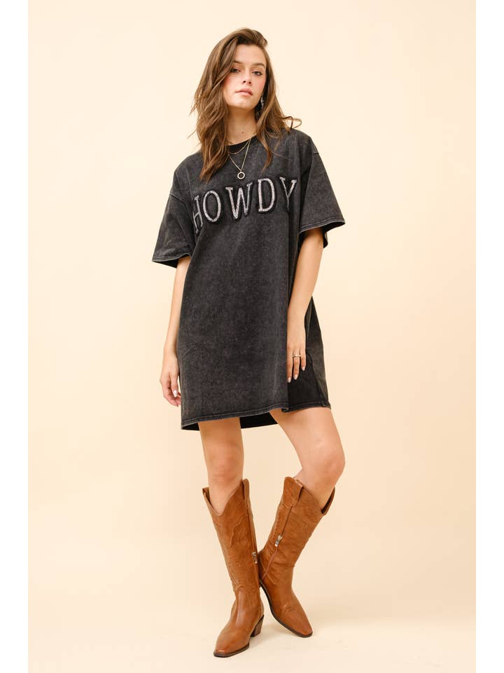 Negro 22896T - Vestido tipo camiseta HOWDY de venta al por mayor en Faire3