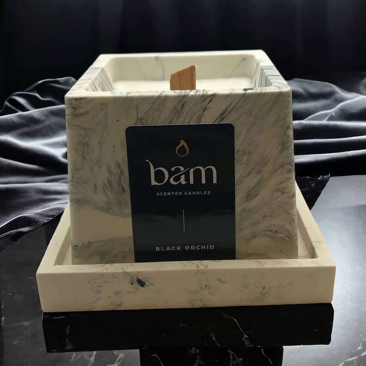 BAM - BLACK ORCHID duftlys - SQUARE Collection for engroshandel hos BAM