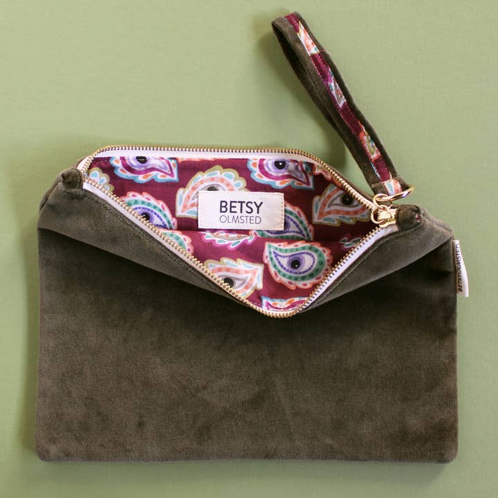 Velvet Pouch - Oliven & Øjne for engroshandel hos BETSY OLMSTED