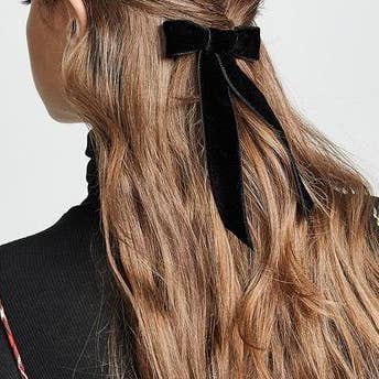 Femme Faire - Wholesale Barrette - Women's - Velvet Bow Barrette1