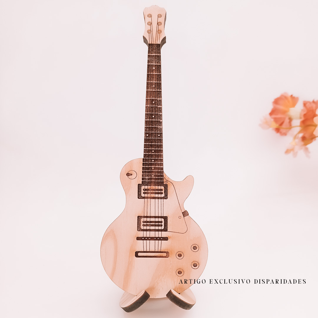 Disparidades – Engroshandel Musiktilbehør – Guitar-paletteholder i rustikt træ3