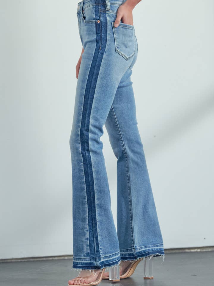 ARTEMIS VINTAGE - Wholesale Jeans - Women's - HIGH RISE STRETCH BOOTCUT W/RELEASED HEM & SIDE SHADOW JEANS