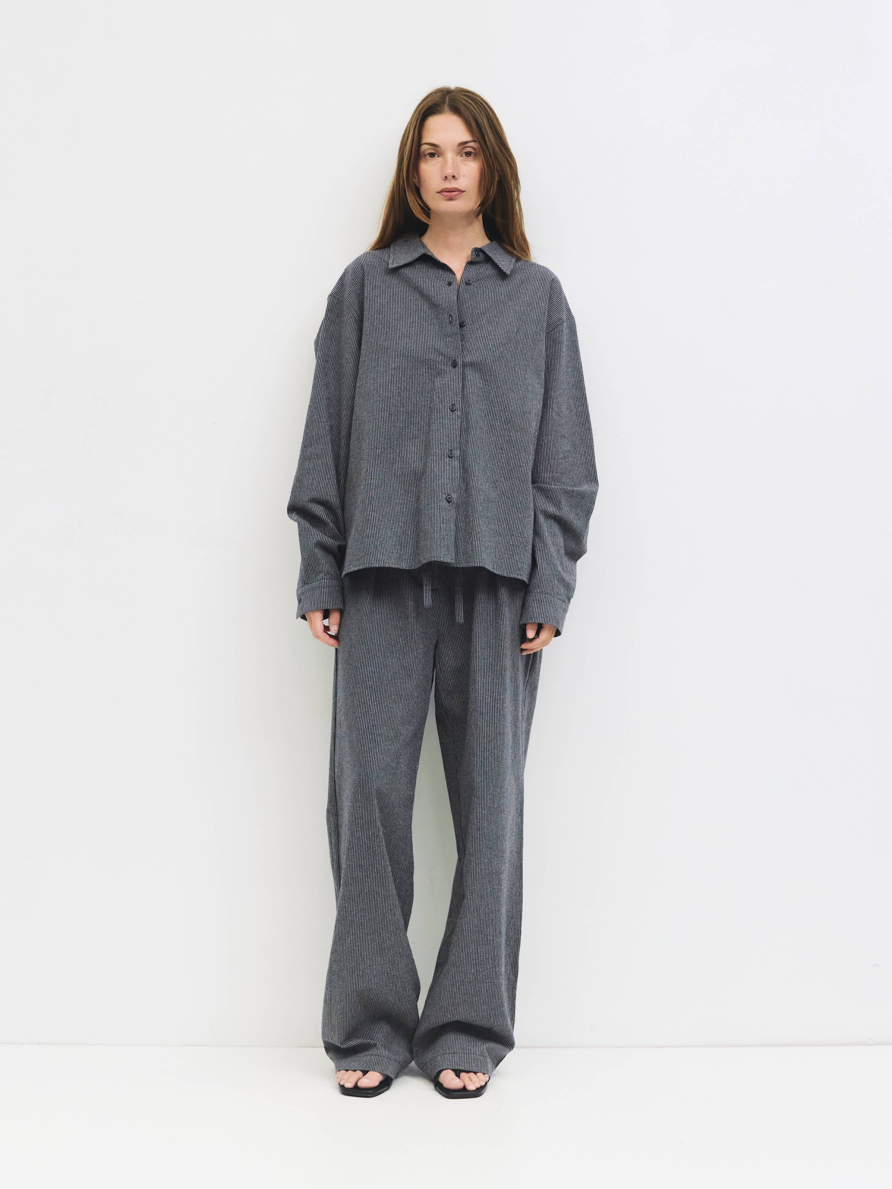 MOD REF – Camisa - Mulher por atacado – A Camisa Ellen | Camisa às Riscas com Botões5