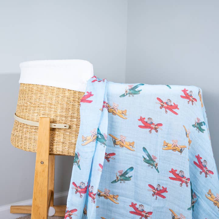 LollyBanks - Wholesale Swaddle - Baby - Pilot Paws Baby Muslin Swaddle Blanket 6