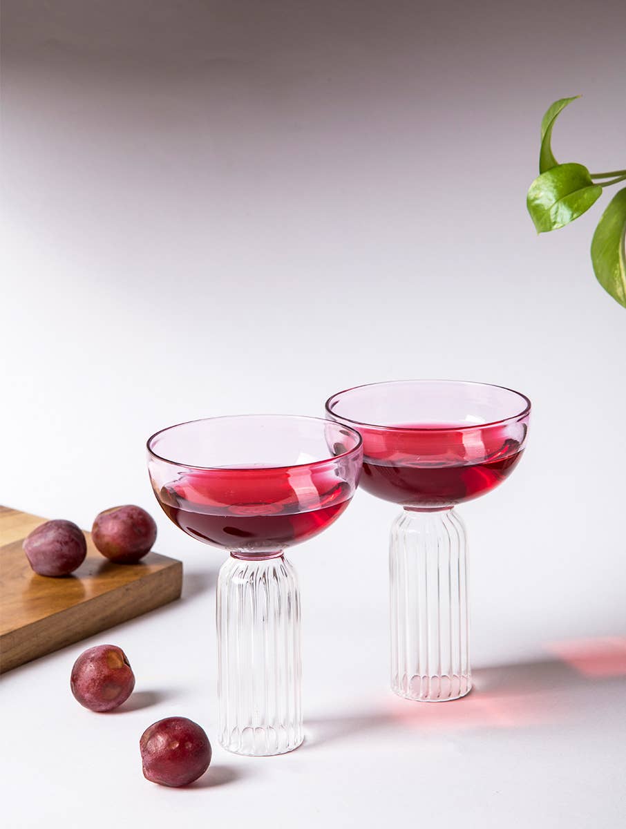 Casa Amarosa - Wholesale Cocktail/Liquor Glass - Cocktail Glass, 4x5.5 Inches1