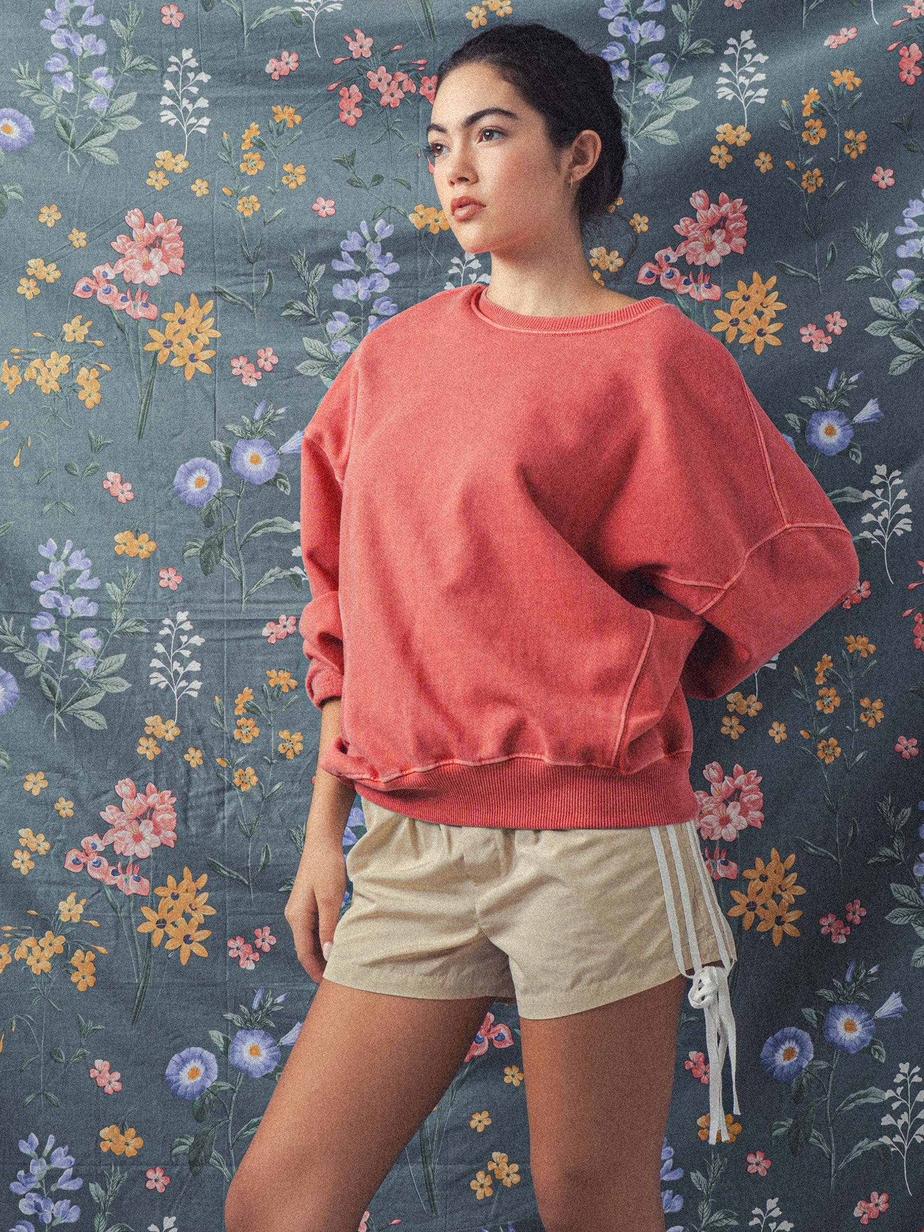 Urban Daizy - Wholesale Sweatshirt - Women's - Crew Neck Comfort Washed Organic Cotton Spring Sweatshirt3