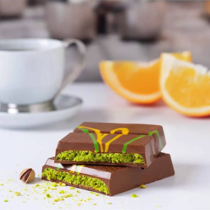 UniqBite - Wholesale Chocolate Bar - Uniqbite Luxury Dubai Chocolate Bar | 7oz (200g)3