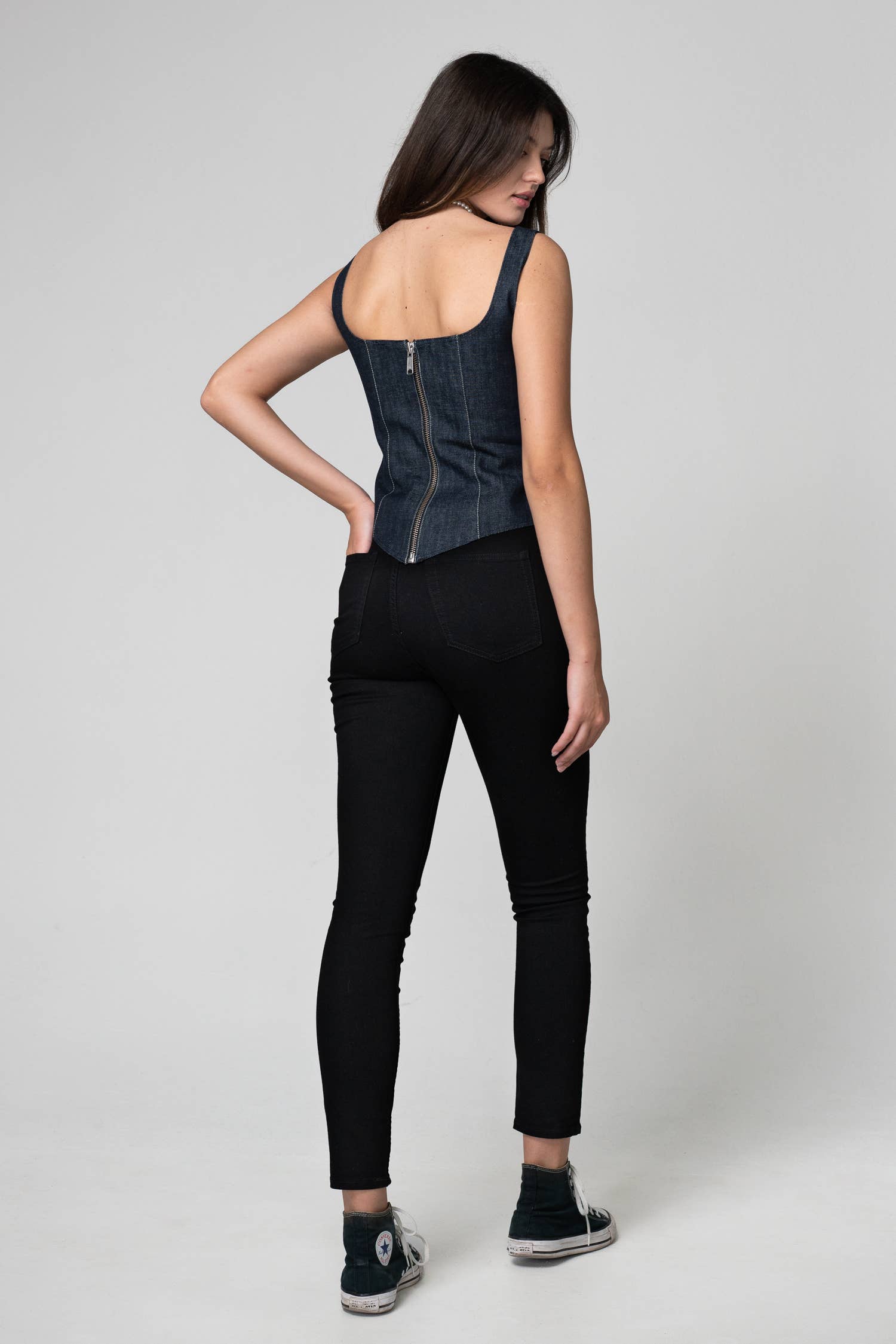 FUTURE PLANET OF STYLE – wholesale Linne (Tryckt) - Dam – Jeanskorsett med dragkedja i metall baktill4