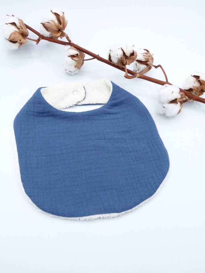 Timéo large bib in organic cotton - Blue for wholesale by Tijala