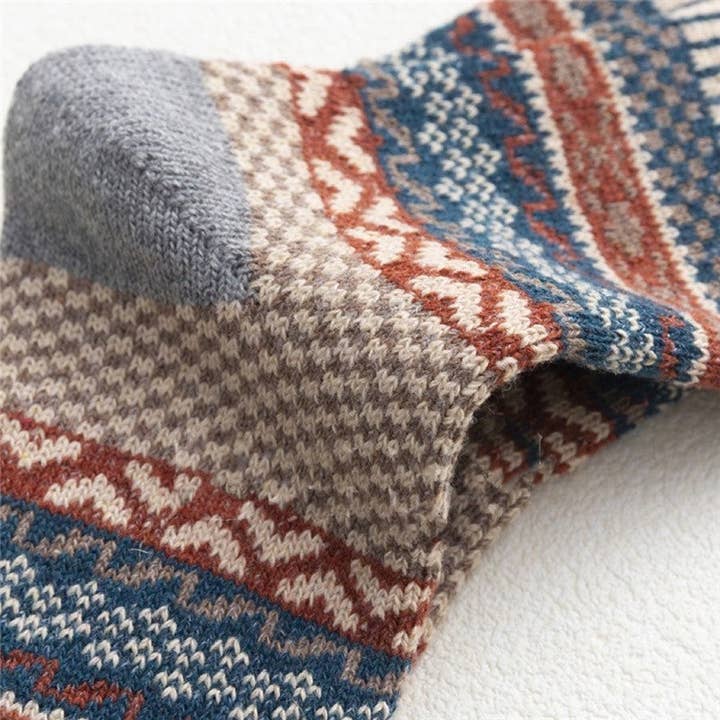 SAME AS THE PICTURE Casual Thick Breathable Absorb Sweat Sock(A Set Of Five Pairs) for wholesale on Faire5