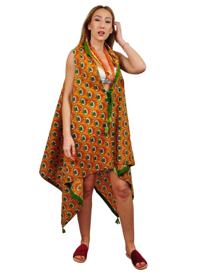 Chaleco kimono hecho a mano con estampado de ojos malvados para venta al por mayor de Kalimera Clothing Athens