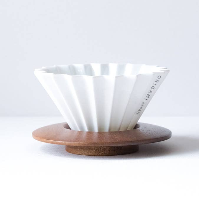 Slow Pour Supply - Wholesale Pour Over & Dripper - ORIGAMI Dripper - Small for 1-2 Cups Brew11