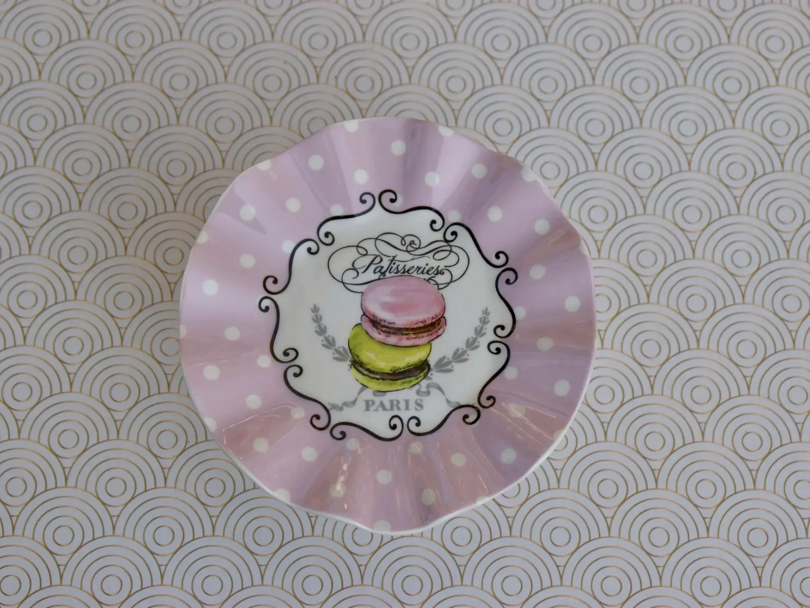 All Little Cute Things - Wholesale Cake Stand - Cake Stand. French Pink Patisserie Macaroon Pedestal Plate3