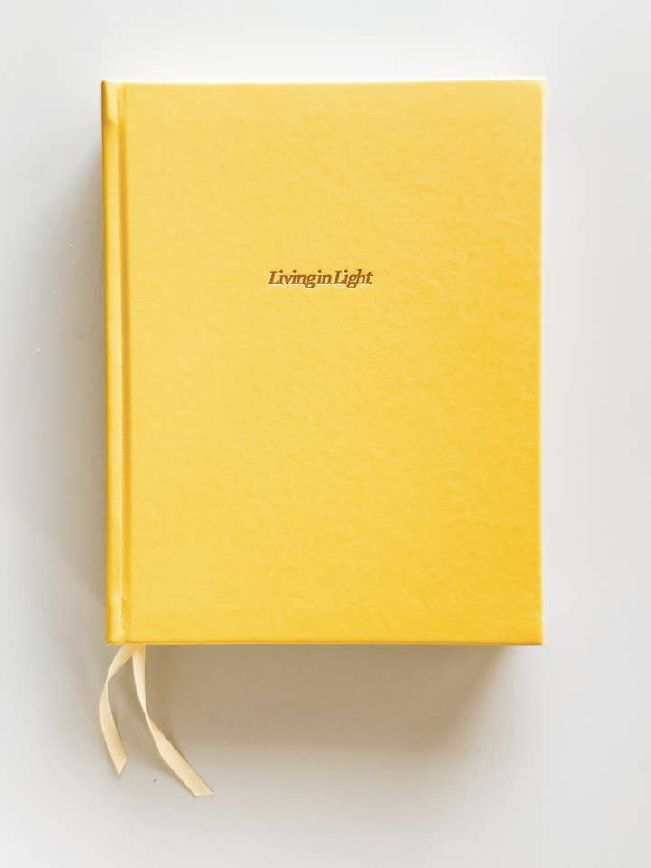Pianificatore Cristiano Moderno Senza Data in Pelle Gialla V3 – Pianificatore Basato sulla Fede - Studio della Bibbia, Appunti del Sermone, Richieste di Preghiera, Impostazione degli Obiettivi, Finanze e Altro per la vendita all'ingrosso da parte di Living In Light