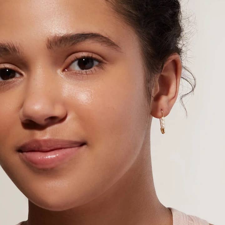 Orecchini in oro con perla per la vendita all'ingrosso da parte di HoneyLux