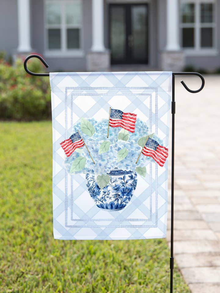 Patriotische Gartenflagge – Blaue Hortensien für den Großhandel von The Navy Knot