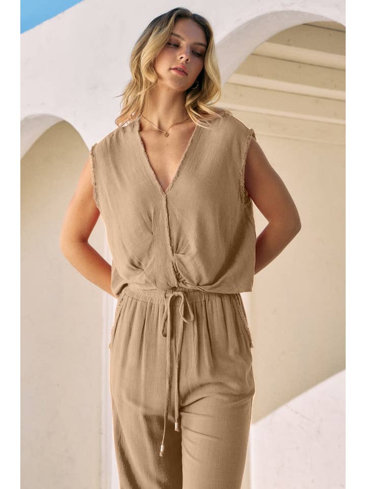 Oddi – Blusa - Mulher por atacado – Top Muscle com detalhe de borda desfiada em linho3