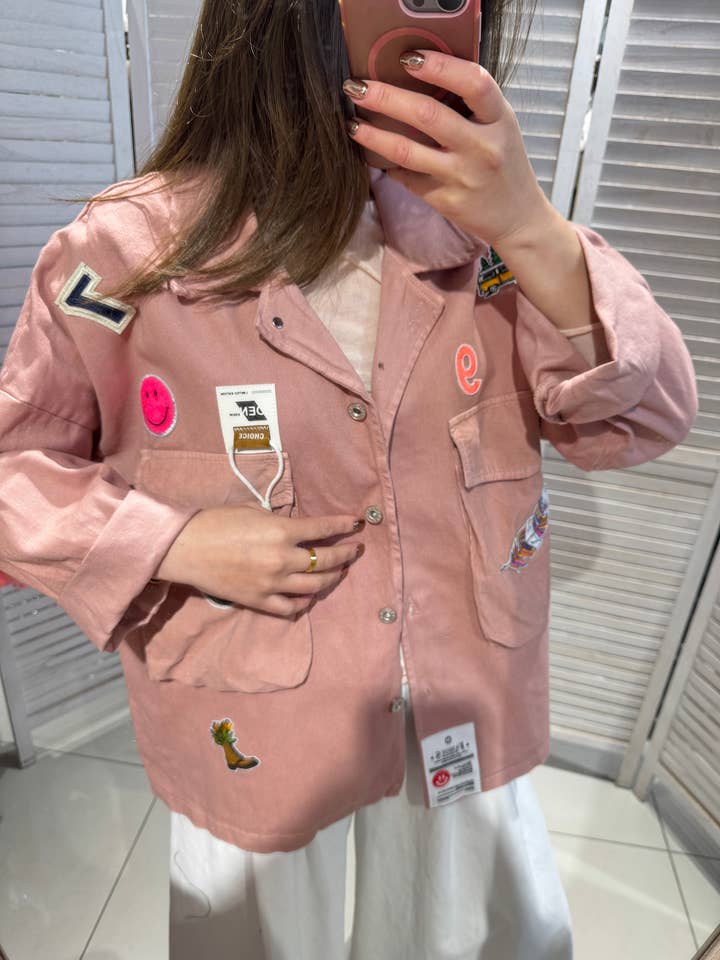 Veste oversize à poches pour la vente par VICTORIA&ISAAC