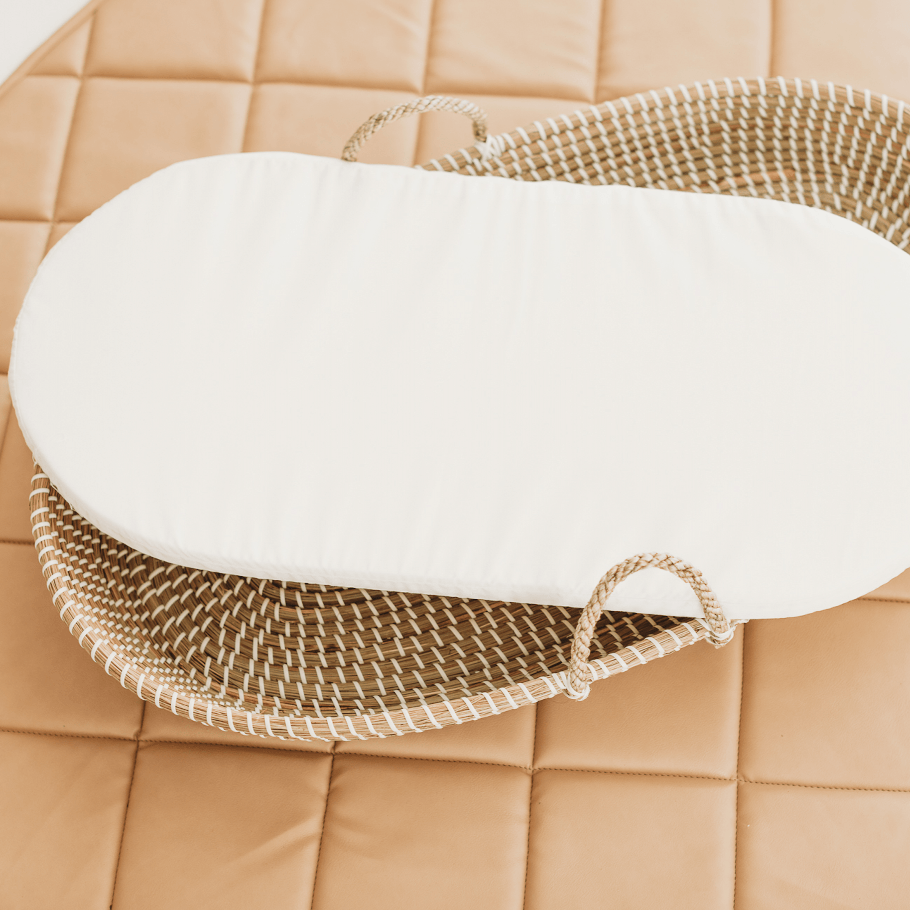 Luca & Co - Wholesale Bassinet – Baby - Changing Basket2