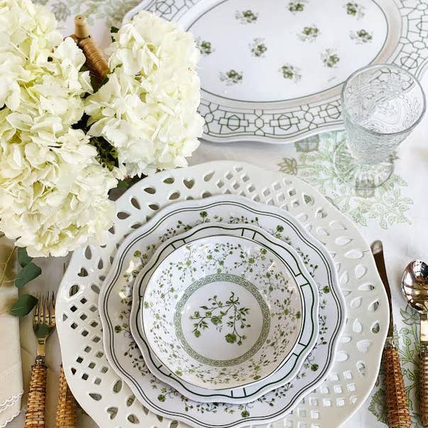 The Enchanted Home – Engroshandel Spisestel – Forårsgrøn melamin servise kollektion4