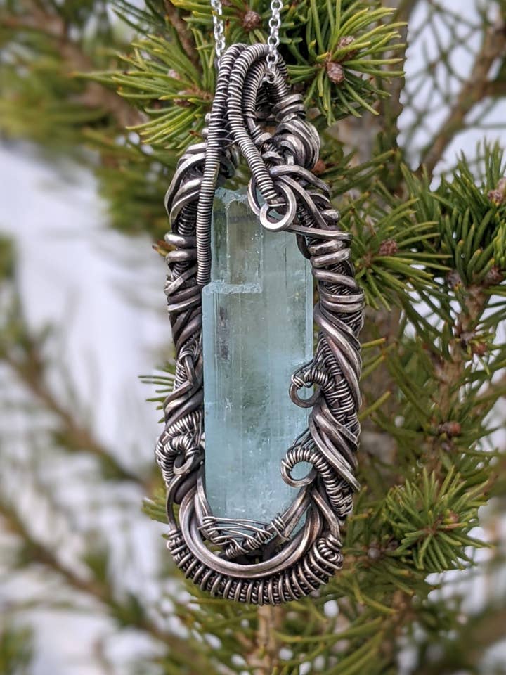 Ciondolo in argento 950 con acquamarina per la vendita all'ingrosso da parte di Le Tourbillon Minéral