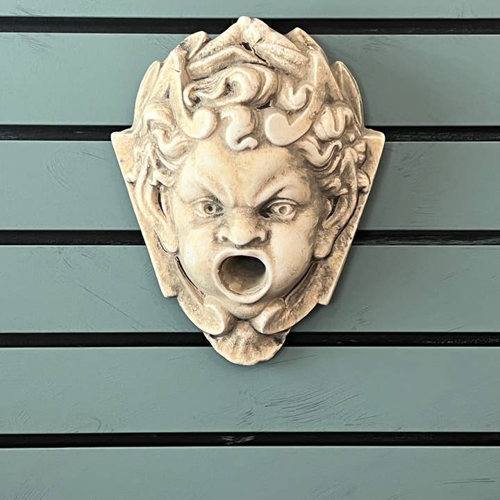 Masterpiece Studio - Wholesale Plaque - Open Mouth Pan Wall Plaque (PL17)0