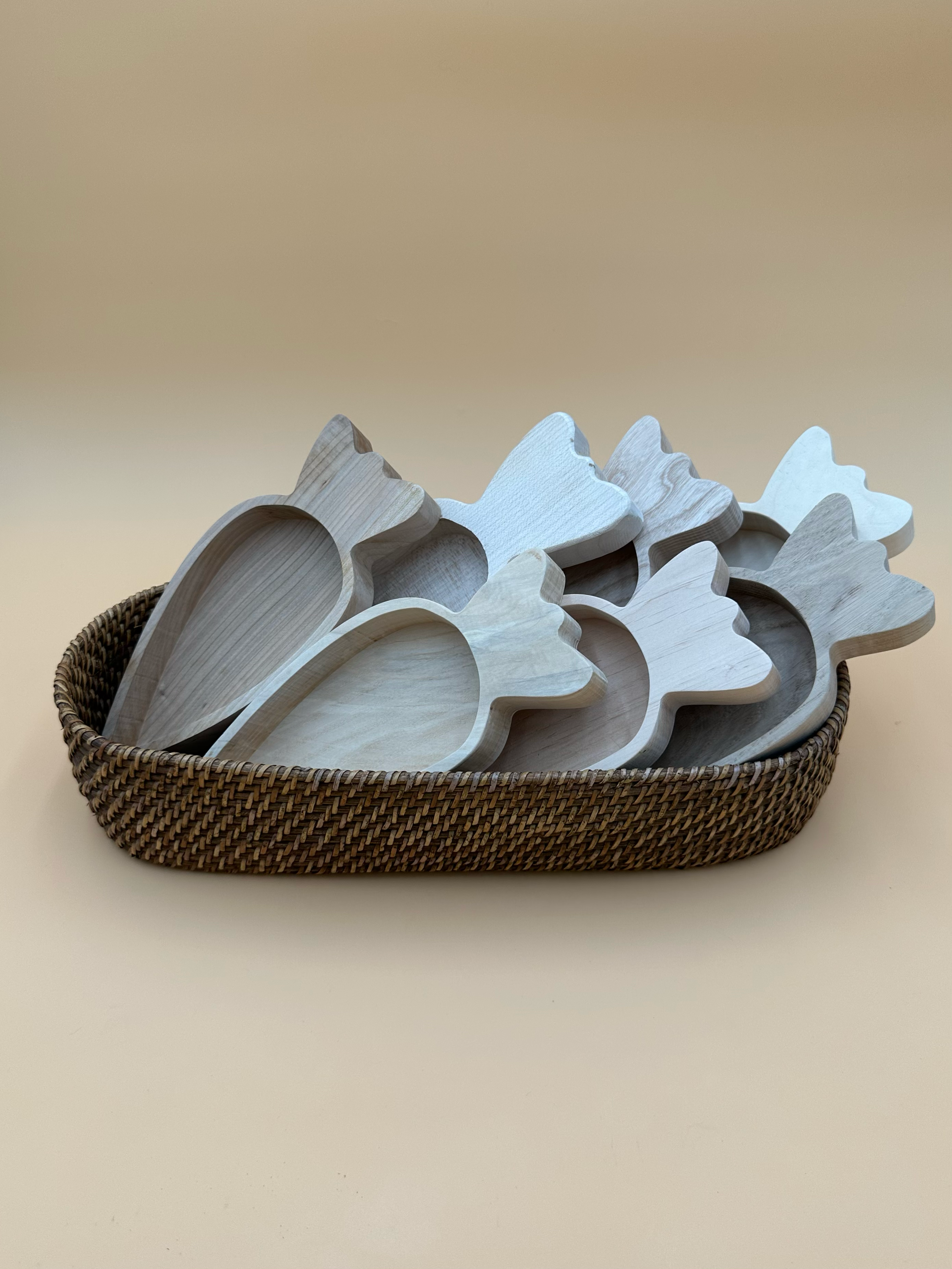 Bun Box Society - Vendita all'ingrosso Giocattolo per animali - Non gatti o cani - Piatto di Carote in Legno per Conigli | Ciotola per Conigli | Mangiatoia per Animali Domestici1