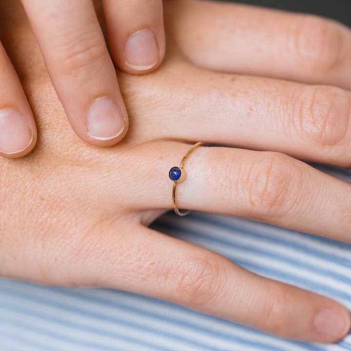 Sapphire Ring for wholesale by AHNE