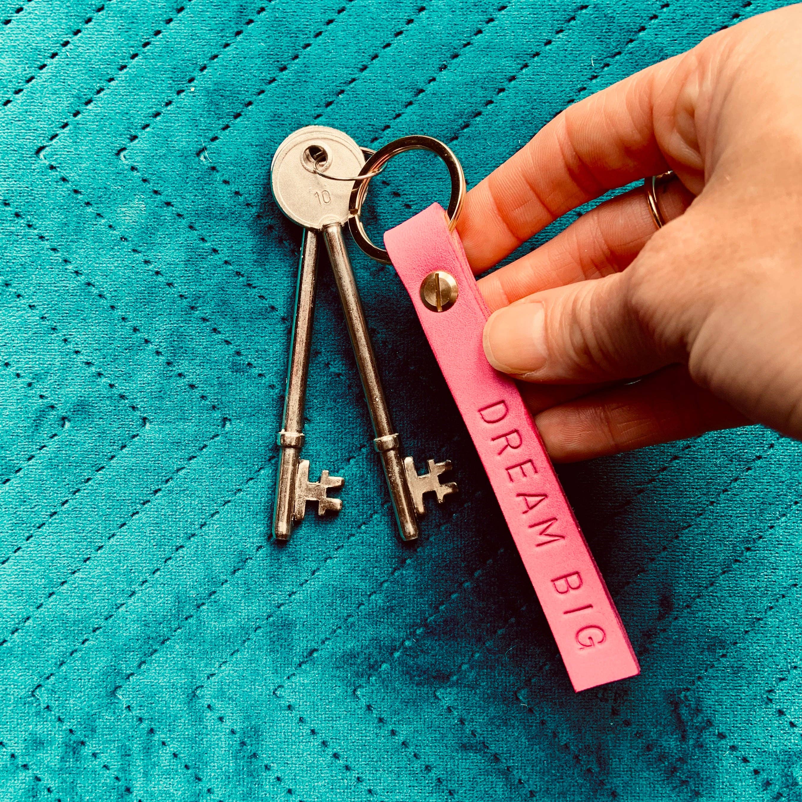 Konoc - Wholesale Keychain – Women's - TOUCAN Double sided Personalised leather keyrings2