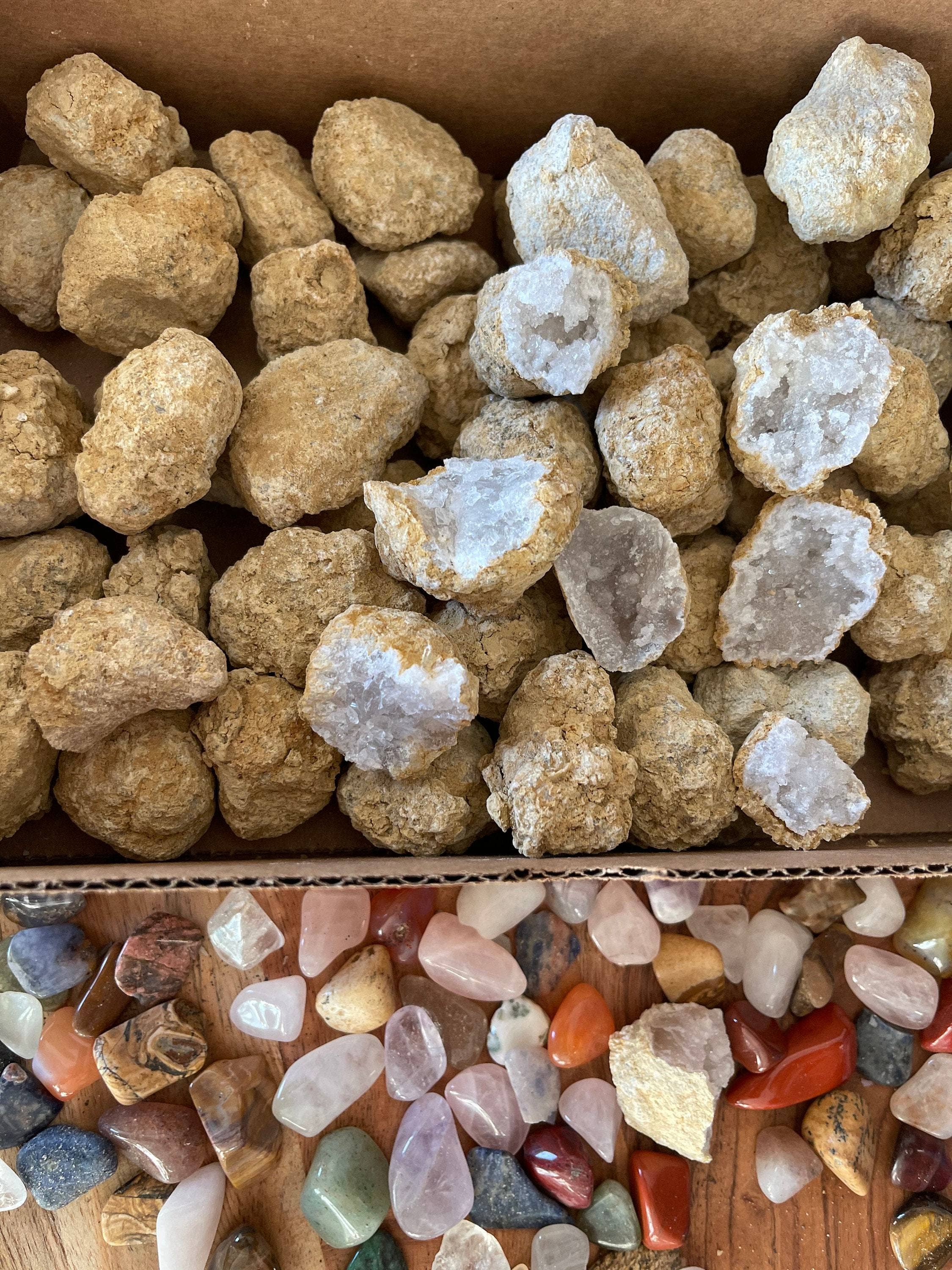 CaNatureLover - Vente Pierre et cristal de spiritualité - Cassez votre propre grand cristal de géodes en quartz marocain6