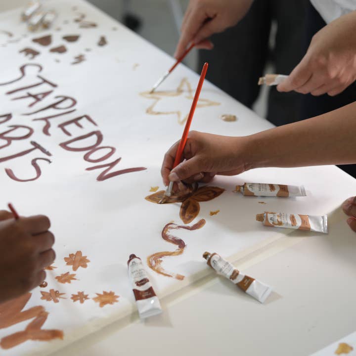 Stapledon Arts - Wholesale Paint Set - Skin Tone Acrylic Paints - Melanin Series7