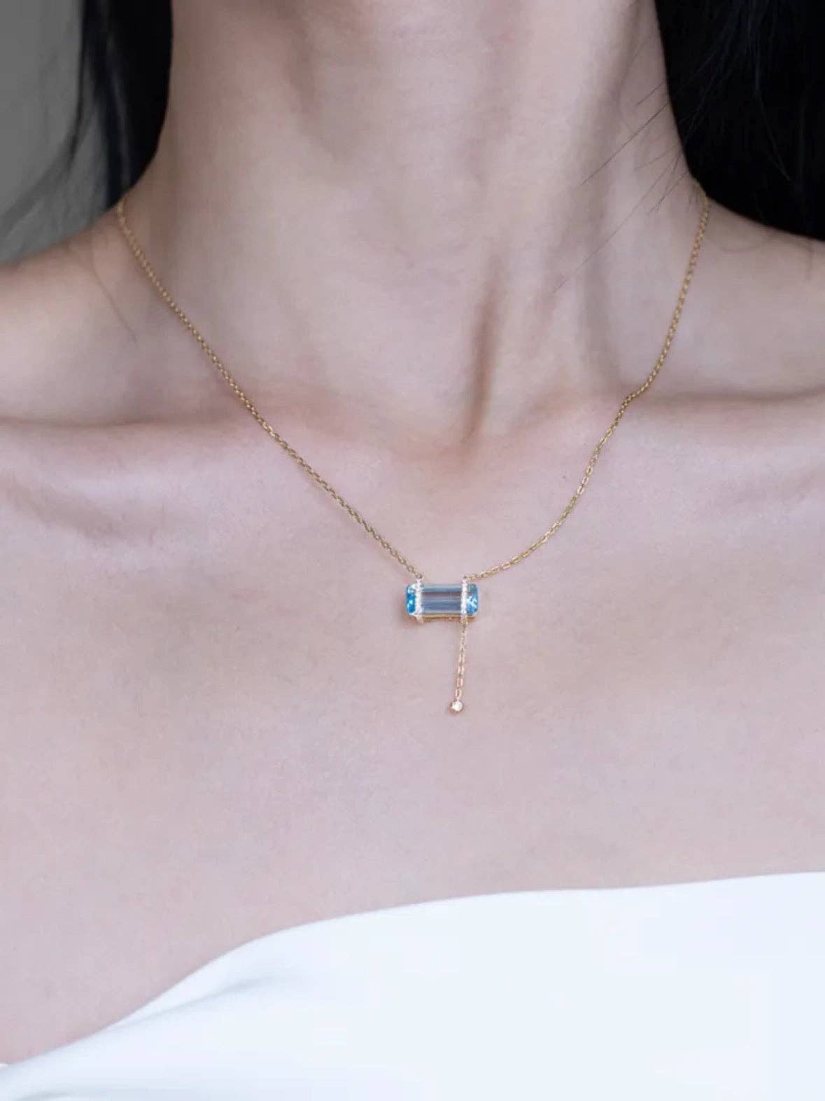 LanLivia - Wholesale Pendant/Charm Necklace - Sky Blue Ice Sugar Bar necklace1