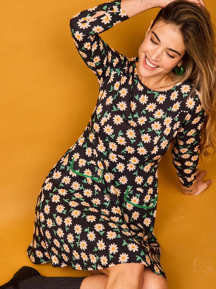 Calima Daisies Short Dress for wholesale by Smile