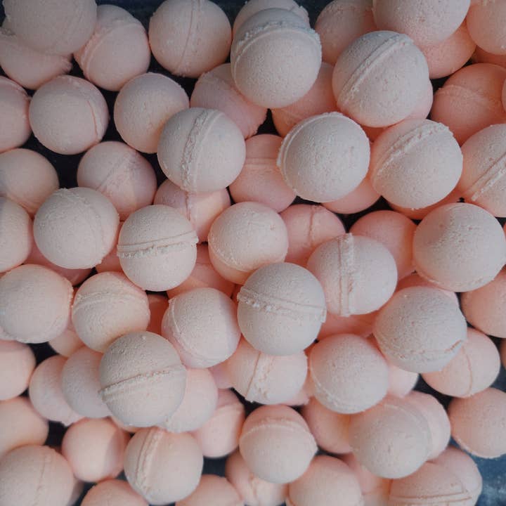 Roxy Grace – wholesale Bath bomb/fizz – Mini Bath Bombs – 1 Inch – All Natural Handmade in the USA3