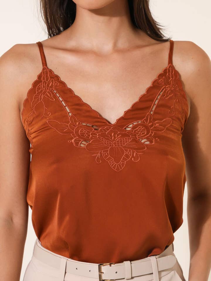 LULUMARY - Wholesale Blouse - Women's - Top with lace H664