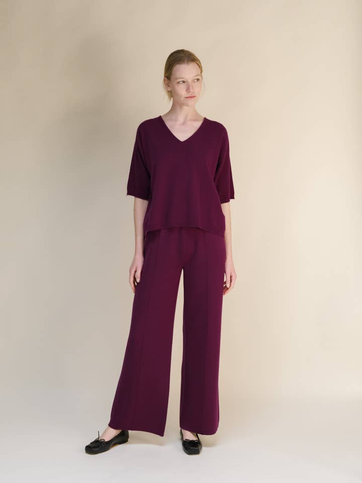 Lèmme - Wholesale T-Shirt - Women's - Cashmere Mix V-Neck T-Shirt (3D-Knit)14