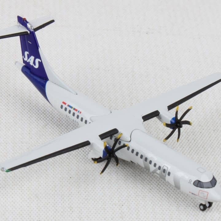 HERPA SAS ATR72-600 1/500 for wholesale by Daron Worldwide Trading