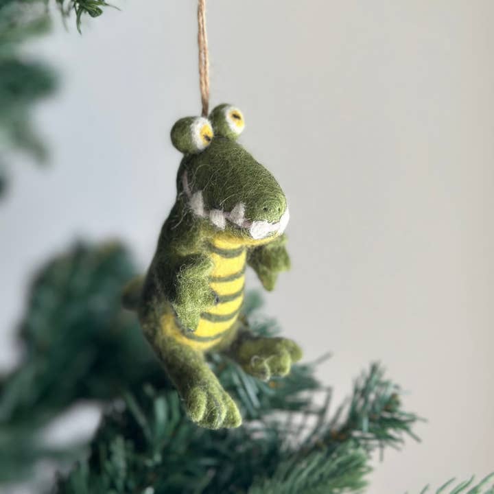 Ganapati - Wholesale Ornament - Felt Mini Sitting Gator Ornament2