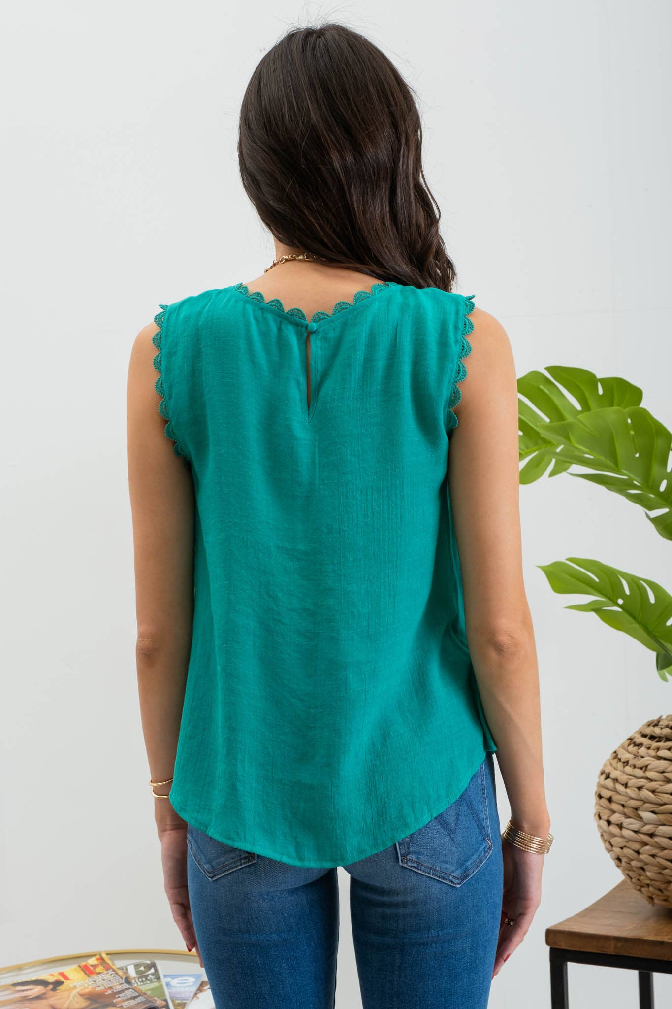 Blu Pepper - Wholesale Blouse - Women's - SLEEVELESS LACE EDGE WOVEN TOP11