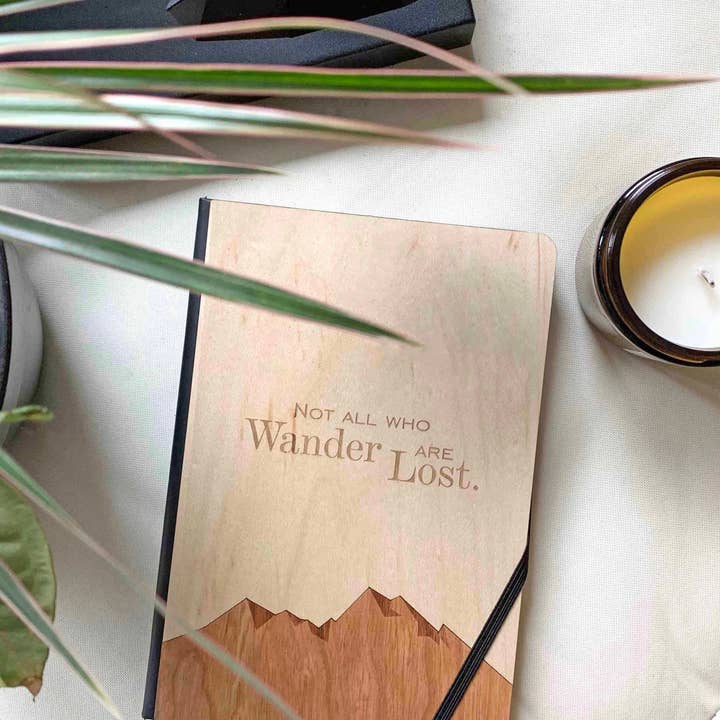 Cuaderno de madera | No todos los que vagan para venta al por mayor de Autumn Woods Collective